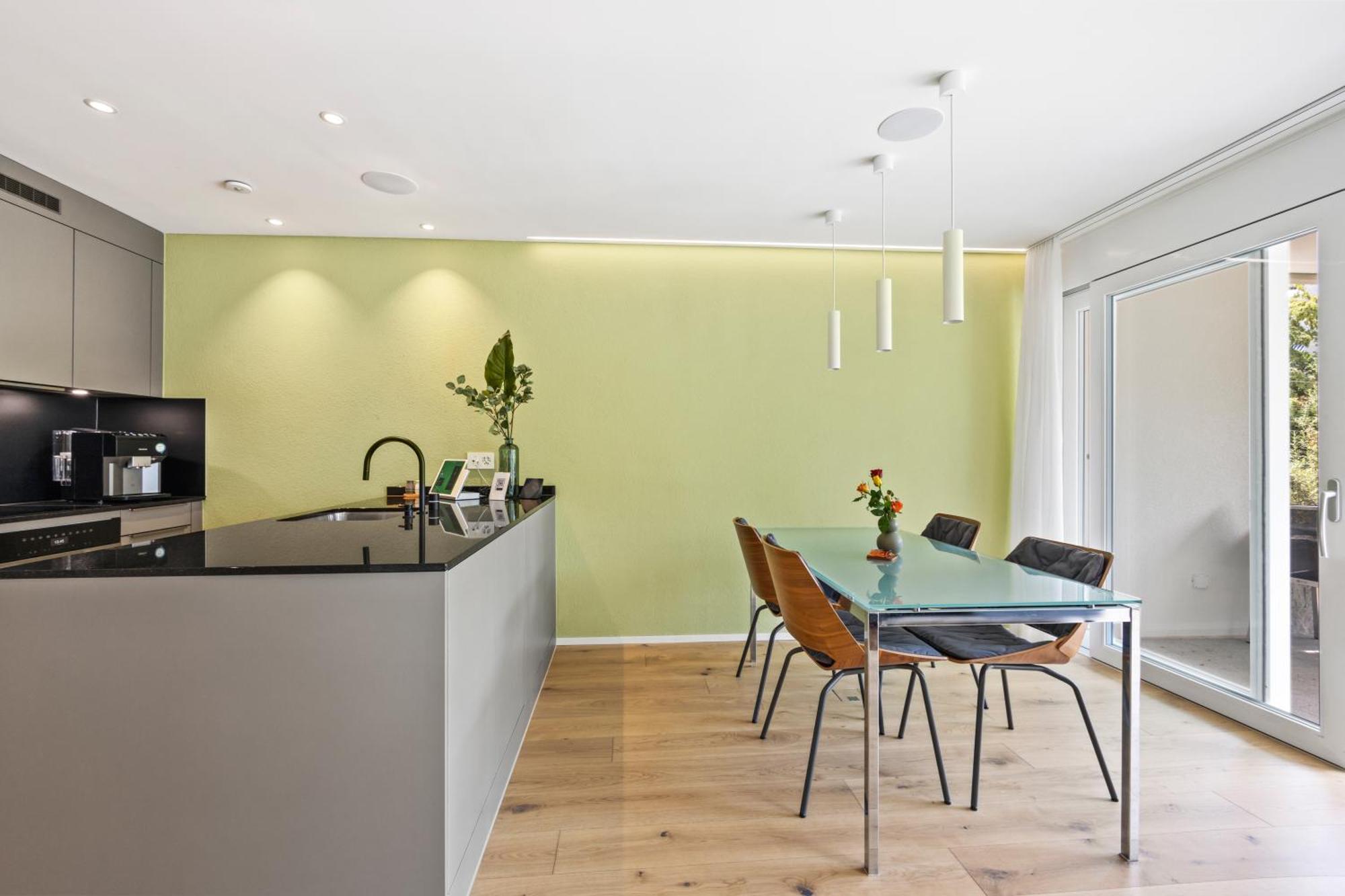 The R Apartment Uetliberg, Klima, Parken - Wallbox Geroldswil Bagian luar foto